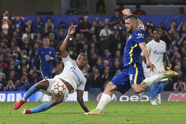 曝广州男篮将陈盈骏和祝铭震摆上货架