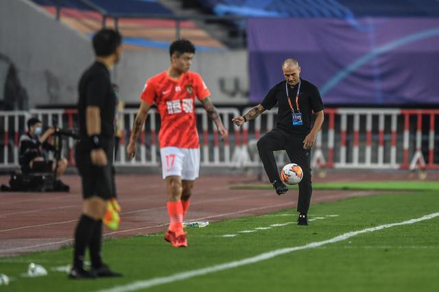 英超-B费点射凯塞多远射破门 曼联1-1切尔西